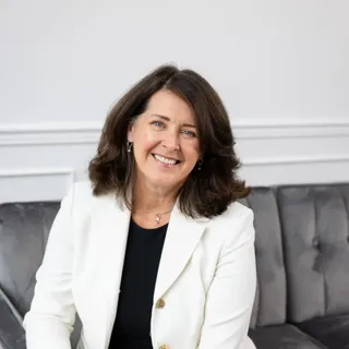 Stephanie Bloomfield, Of Counsel at Gordon Thomas Honeywell LLP