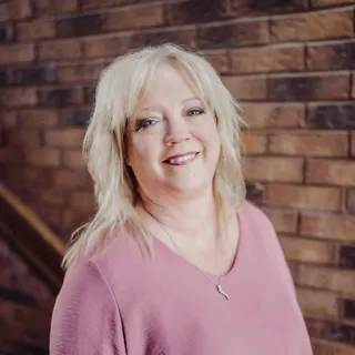 Shelly Thompson, Paralegal/Legal Assistant at Swenson Lervick Syverson Trosvig Jacobson Cass Donahue Spangrud, P.A.